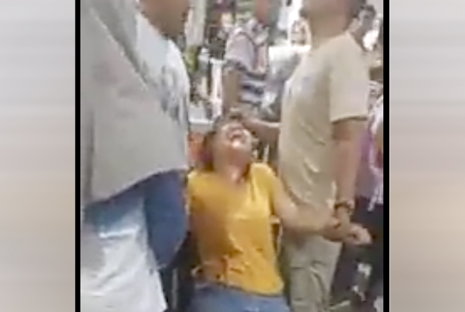 ANEH: Video tangkapan layar karyawan PT Formosa Bag Indonesia. (EKO SANTOSO/RADAR KUDUS)