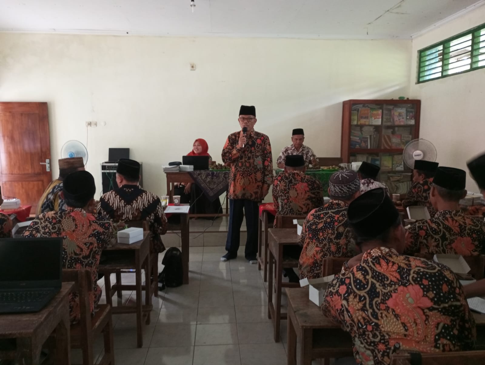 SIGAP : Caleg Roihan aktif mengikuti hampir semua kegiatan di masyarakat khususnya di dapilnya. (DOKUMEN PRIBADI)