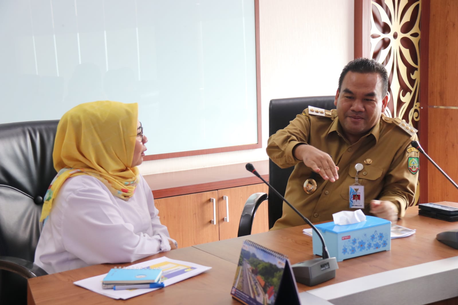 SUKSES: Bupati Blora Arief Rohman saat bersilaturahmi ke Kepala BBPJN Jateng DIY, Rien Marlia.