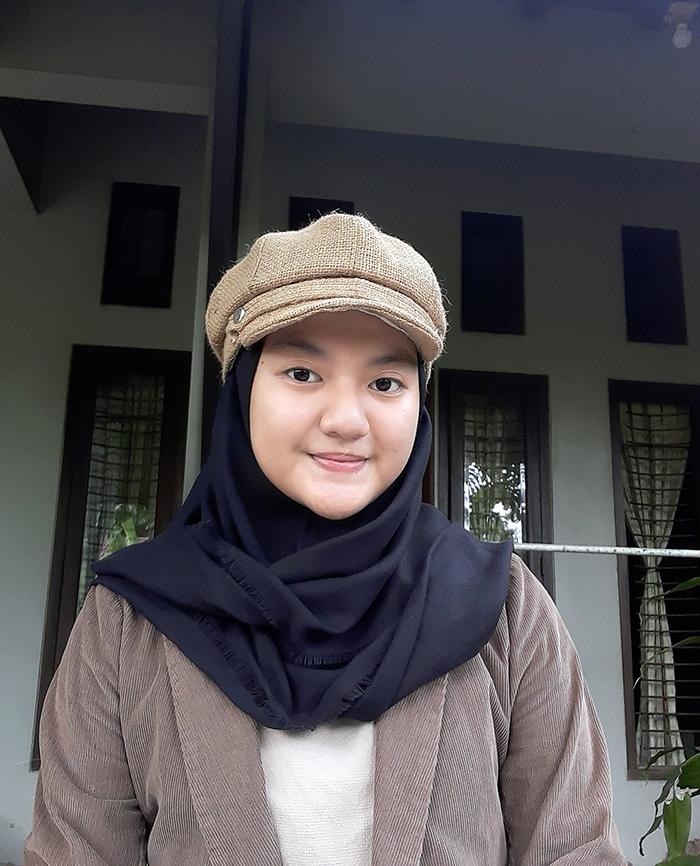 Taqiyya Kinayu Aruming Jagad pelukis buka Luwur Kudus.