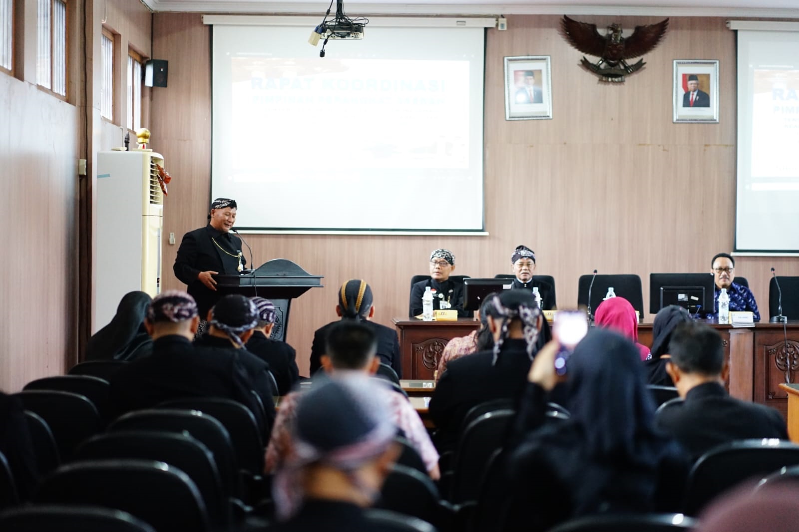 PAPERLESS: Rapat koordinasi Pemkab Pati dengan Arsip Nasional Republik Indonesia (ANRI) di Setda Pati baru-baru ini.