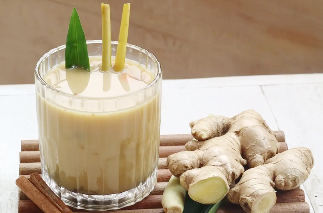 Susu Jahe Madu, salah satu minuman tradisional yang bisa hangatkan tubuh.