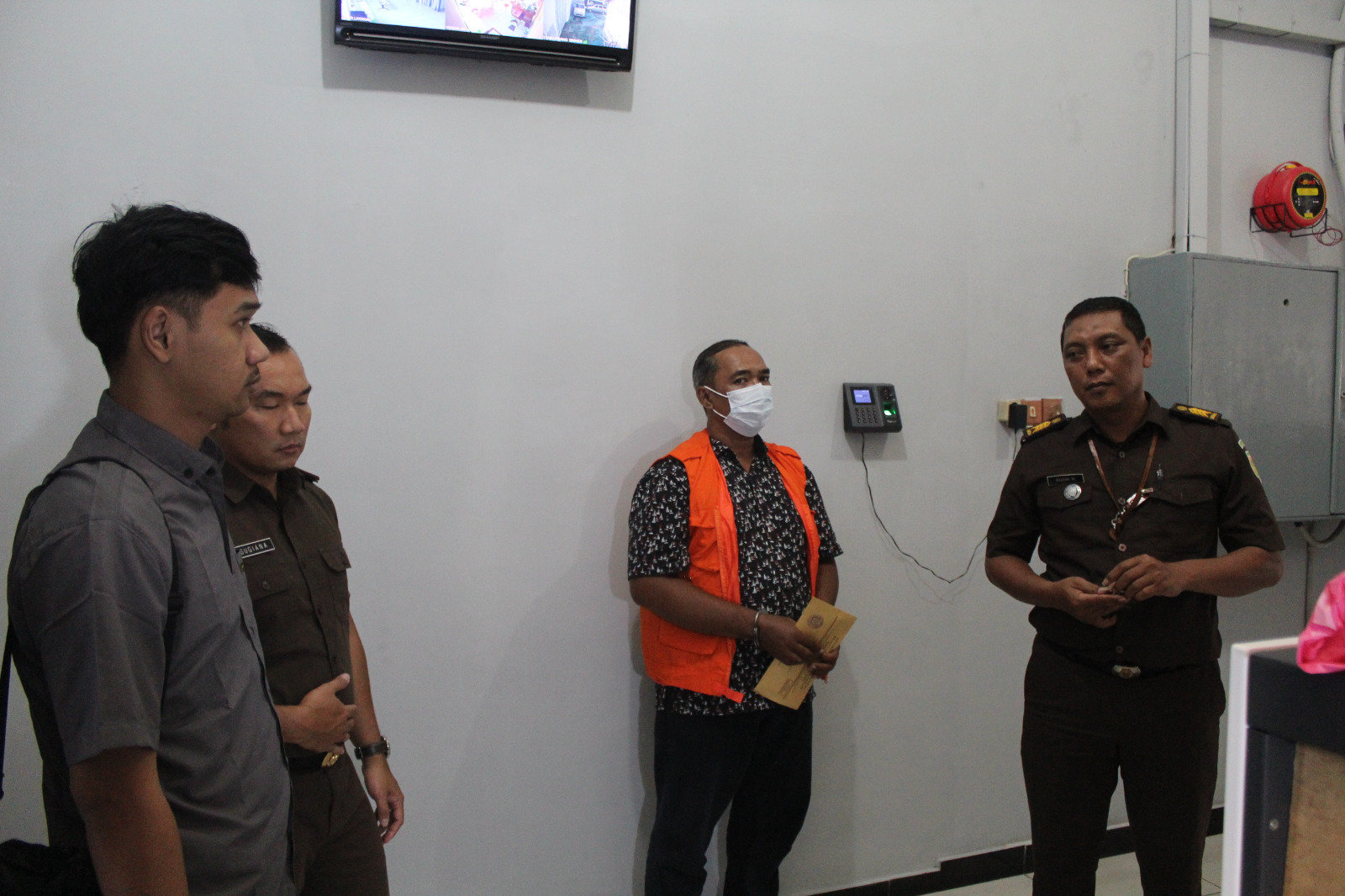 TIPIKOR: Ketua BUMDes Amanah Desa Tluwuh, Juwana Dani Rusmanto ditetapkan tersangka oleh Kejari Pati, Rabu (20/3).