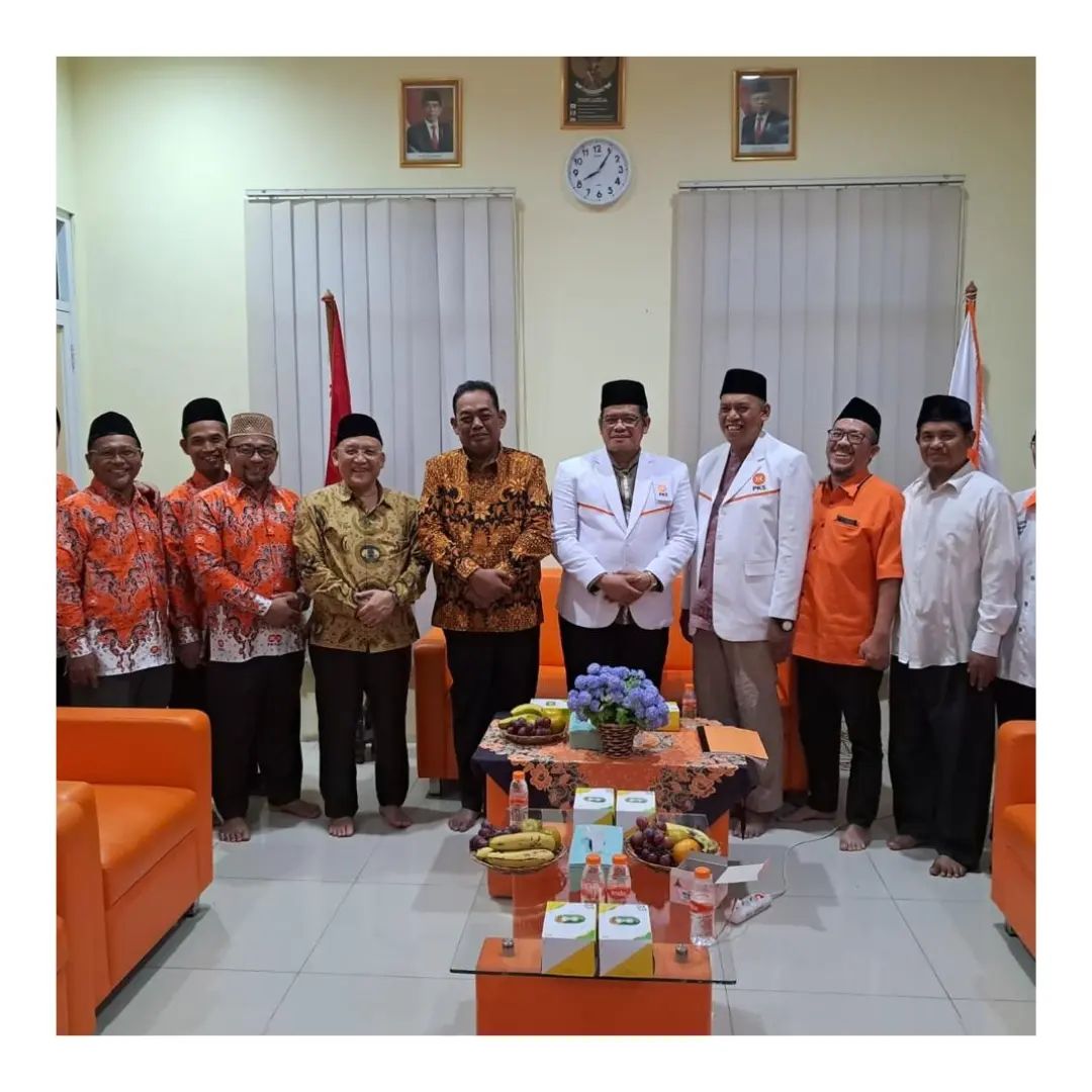 BERBURU REKOMENDASI: Bacabup Setyohadi dan Bacawabup Sugeng Prasetyo mendapatkan surat tugas dari PKS untuk mengikuti fit and proper test di DPW PKS Jawa Tengah. (INSTAGRAM PKS GROBOGAN)