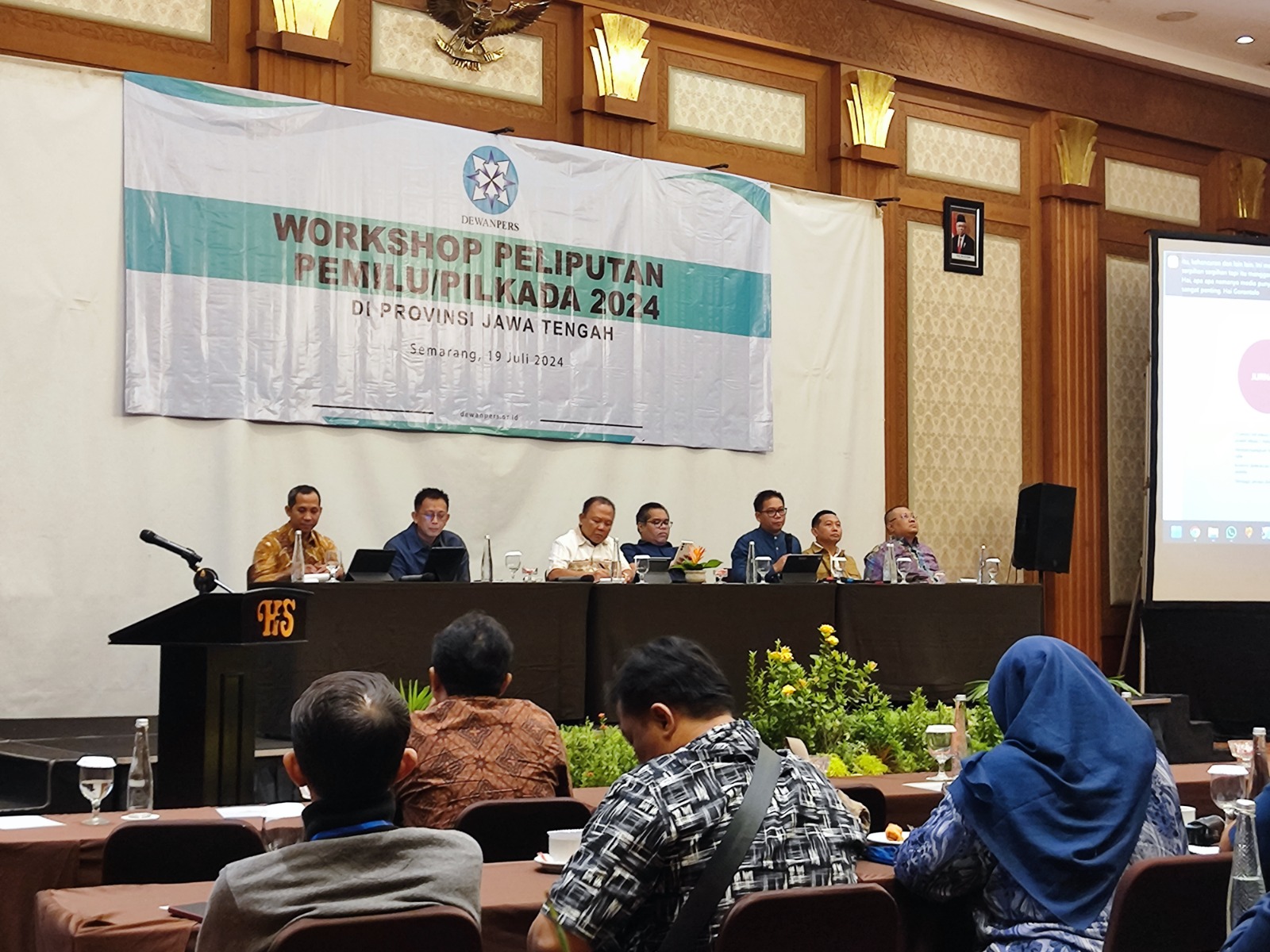 WORKSHOP : Workshop Peliputan Pemilu/Pilkada 2024 di Provinsi Jawa Tengah. (KHAFIFAH ARINI PUTRI/JAWA POS RADAR SEMARANG)