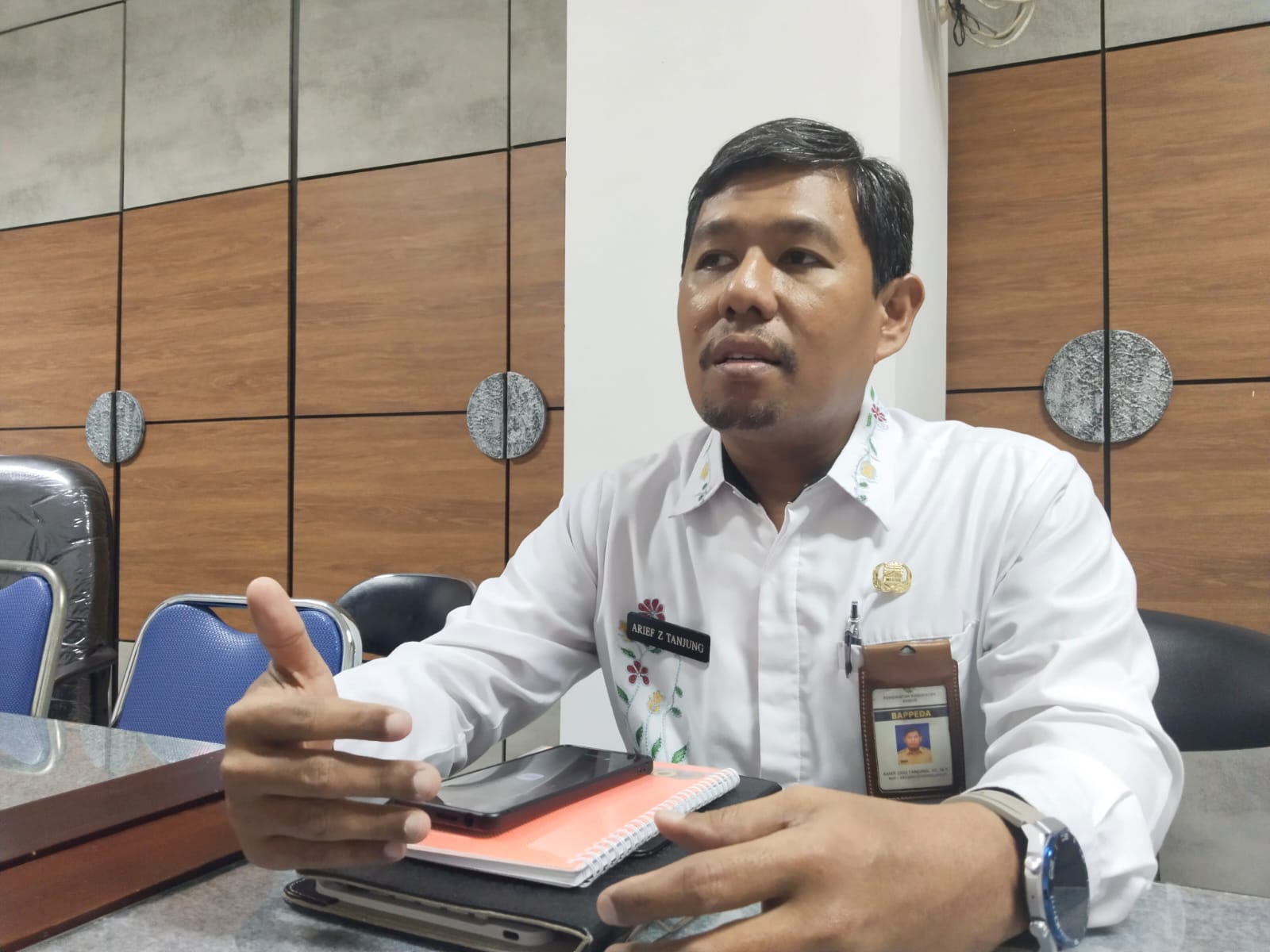 SIAPKAN REGULASI: Kepala Bidang (Kabid) Perencanaan dan Evaluasi Pembangunan Badan Perencanaan Pembangunan, Penelitian, dan Pengembangan Daerah (Bappelitbangda) Kudus Arief Zuli.SEKARWATI/RADAR KUDUS