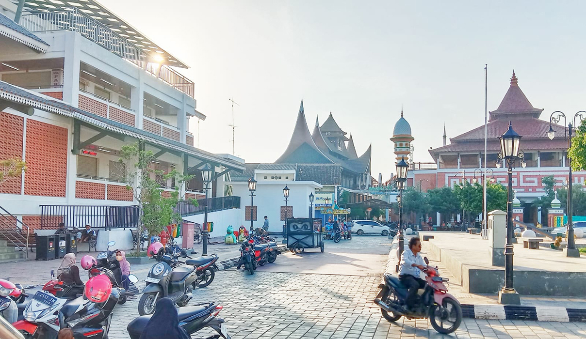 DIMAKSIMALKAN: Pasar Kreatif Lasem menjadi salah satu objek pajak yang bakal dimaksimalkan. (DOK. RADARPATI.ID)