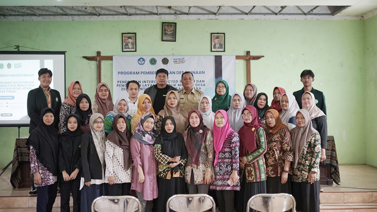 SINERGI: Dosen Unisnu dan UMKU usai memberikan pendampingan zero stunting di Desa Kecapi, Tahunan. (UNISNU UNTUK RADARPATI.ID)