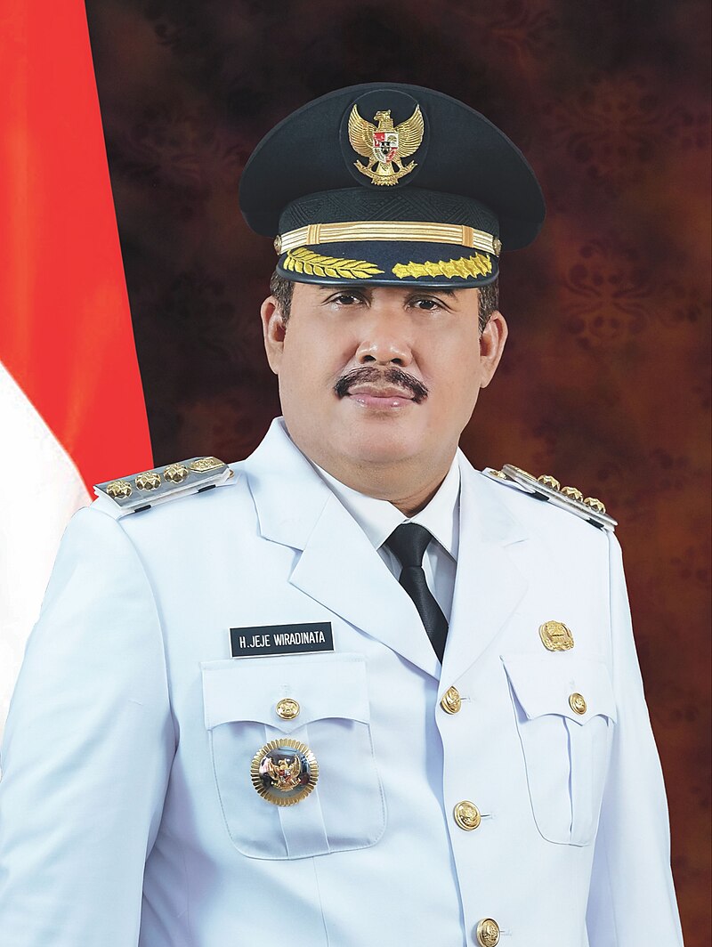 BERKONTESTASI: PDI Perjuangan usung Jeje Wiradinata untuk Pilkada Jawa Barat.  (sumber: Wikipedia)