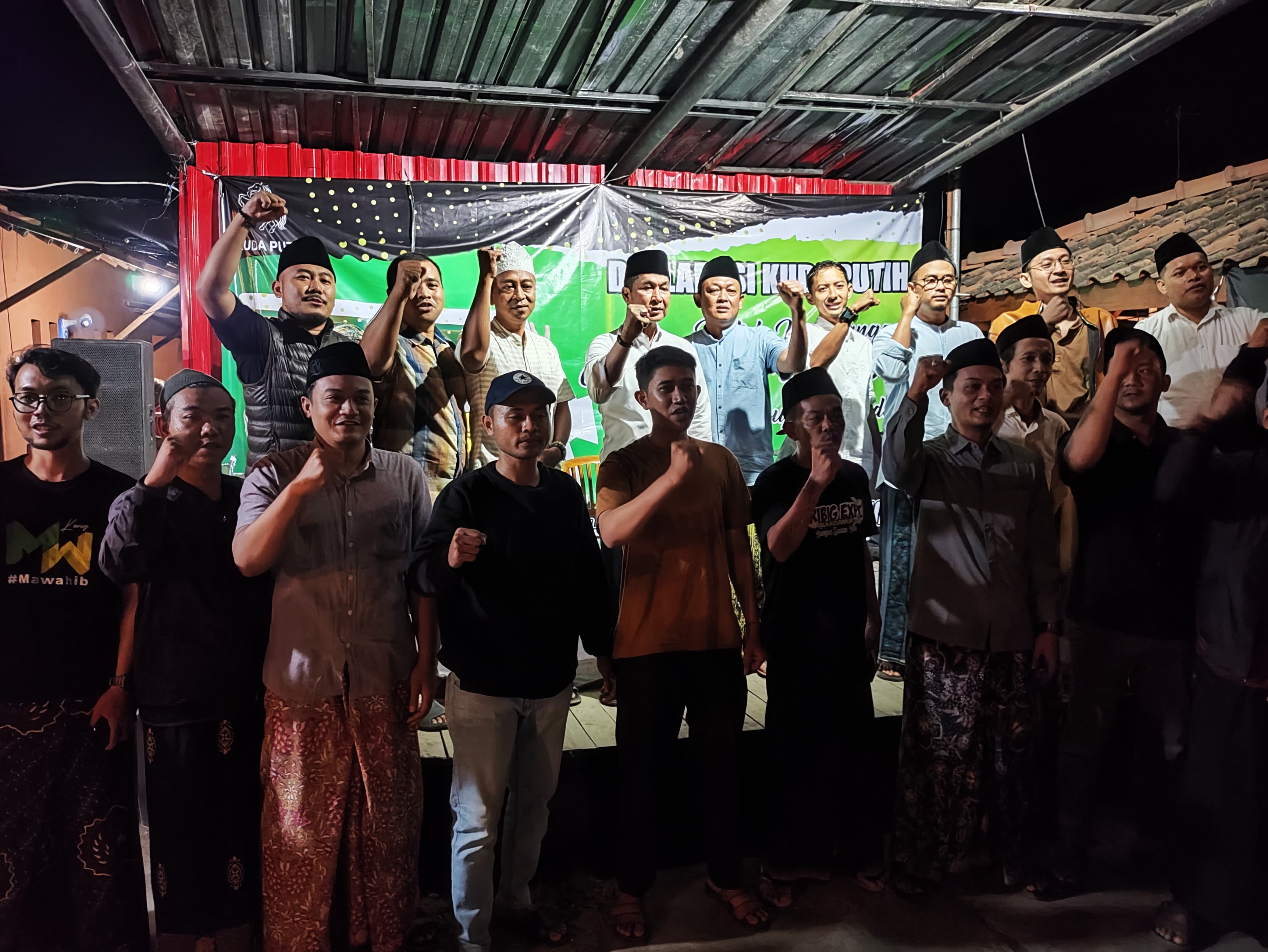 SATU TEKAD: Pasangan Hartopo-Wahib memeroleh dukungan dari Kuda Putih yang di dalamnya ada gus-gus atau para putra kiai. (GALIH ERLAMBANG W/RADAR PATI)