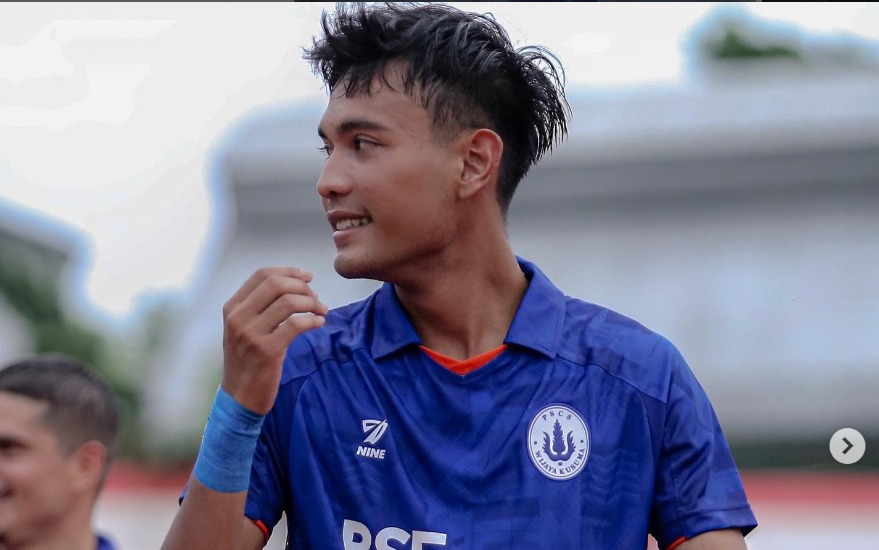 Brylian Aldama saat tampil di Liga 2 bersama PSCS musim 2023/2024 kini mantan bintang muda timnas itu akan bermain di Liga Laos. (INSTAGRAM)