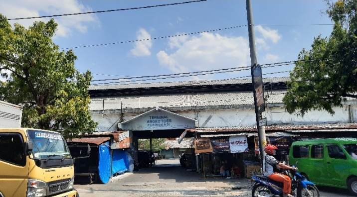 RAMAI: Kondisi Pasar Induk Purwodadi yang bakal di lakukan revitalisasi. INTAN MAYLANI SABRINA/RADARPATI.ID