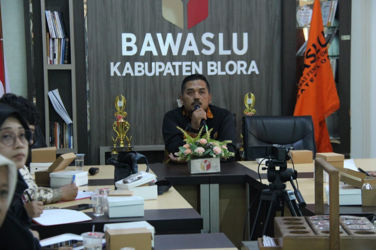 Koordinator Divisi Penanganan Pelanggaran dan Data Irfan Syaiful Masykur. EKO SANTOSO/RADARPATI.ID