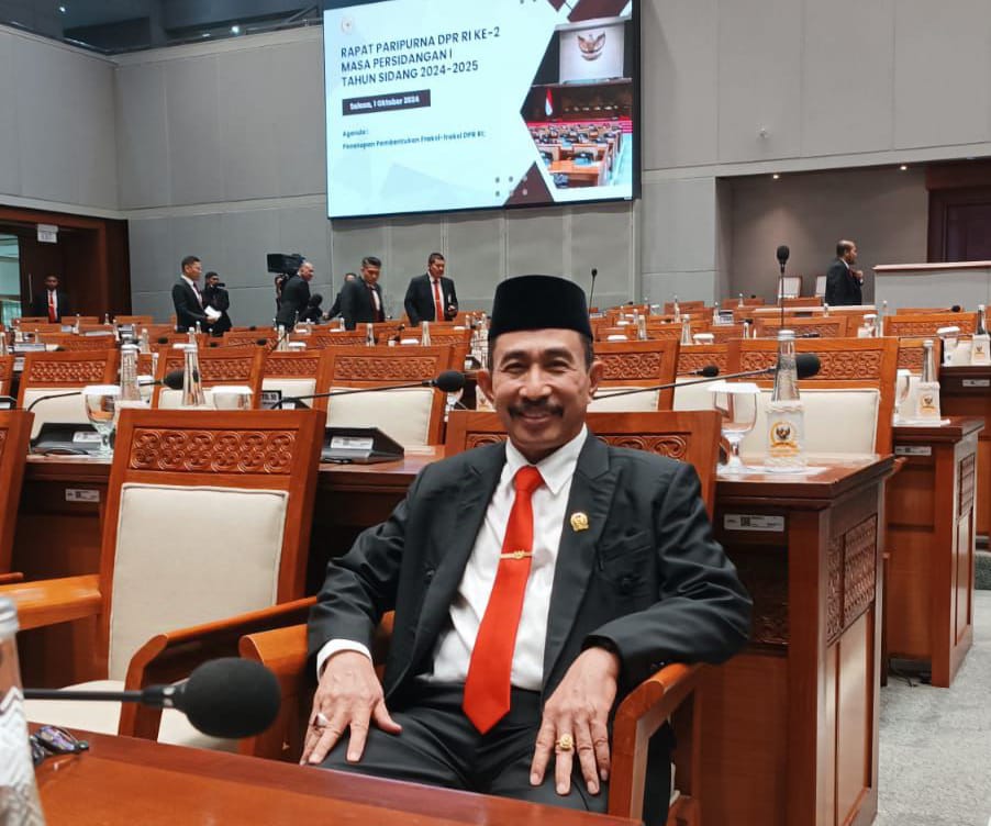 SIAP BEKERJA : Haryanto resmi duduk di Komisi V DPR RI periode 2024 - 2029. (HARYANTO UNTUK RADAR PATI)