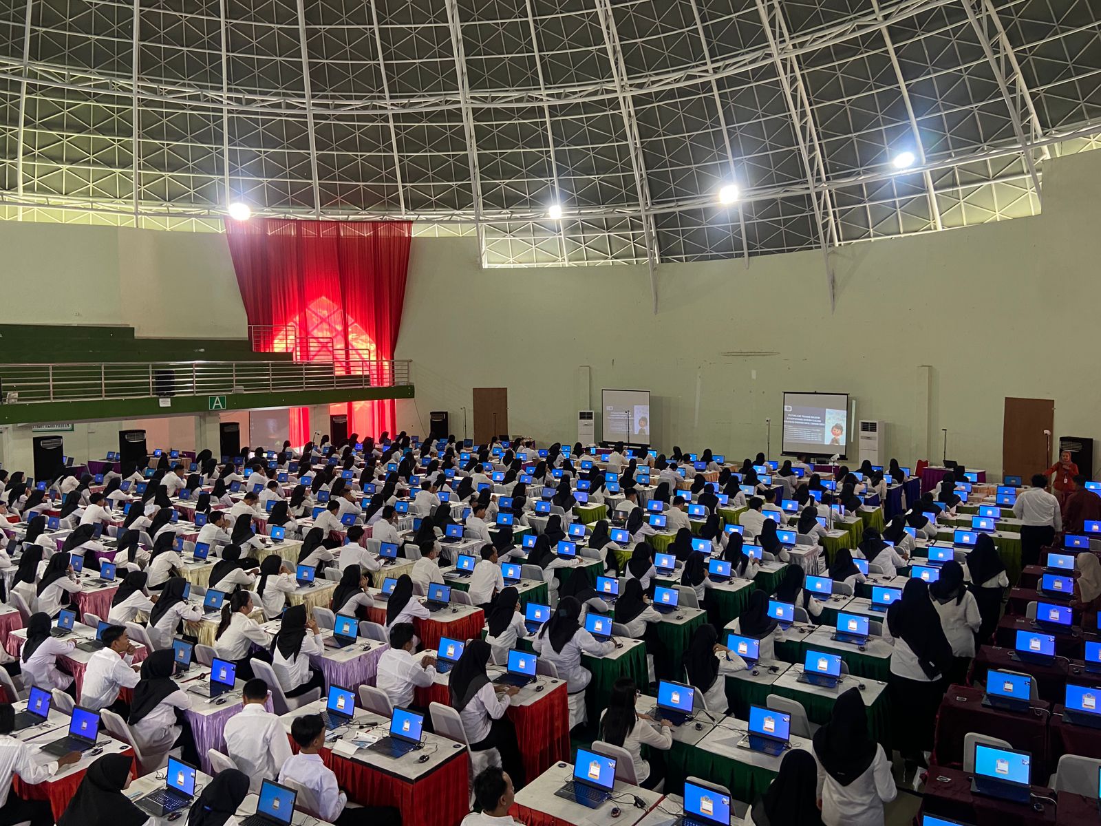 Pelaksanaan Seleksi Kompetensi Dasar (SKD) CPNS Kabupaten Pati tahun 2024 yang digelar di Unimus Semarang pada 4 - 5 November. (DOK BPKSDM PATI)