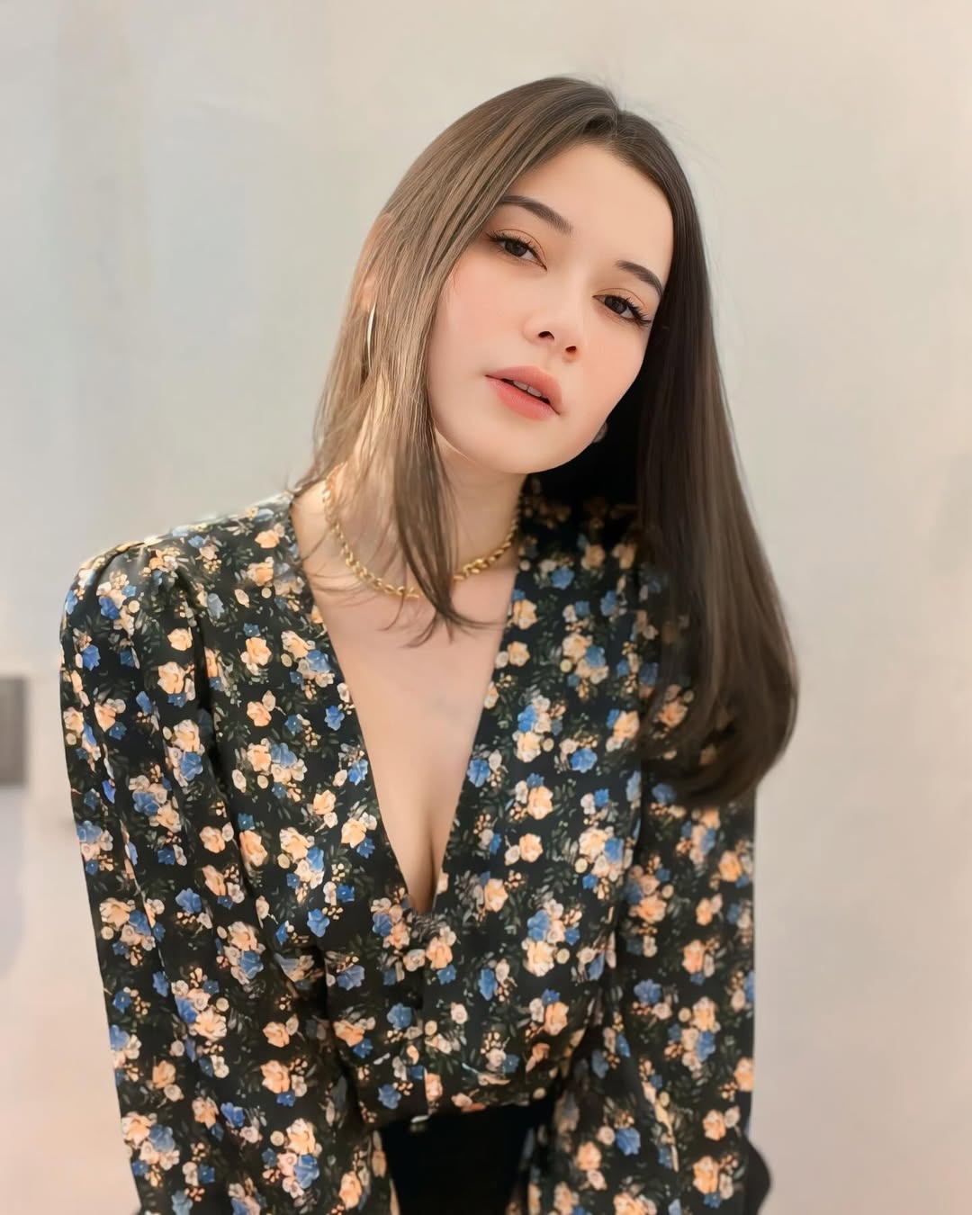 (@iriswulur_)