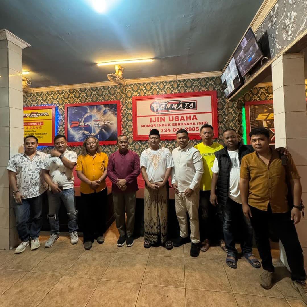 Persiapan acara pengajian tombo ati bersama Gus Miftah di Permata Cafe Pati. (FACEBOOK)