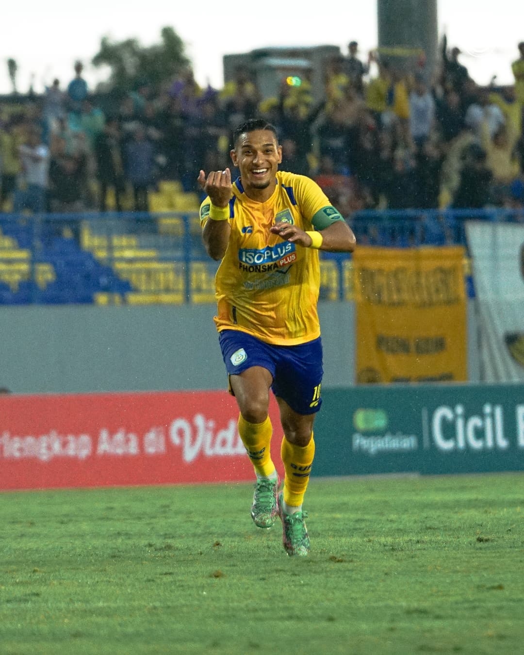 DIBIDIK: Eks Pemain Gresik United Renan Silva yang tengah dikaitkan dengan Persiku.