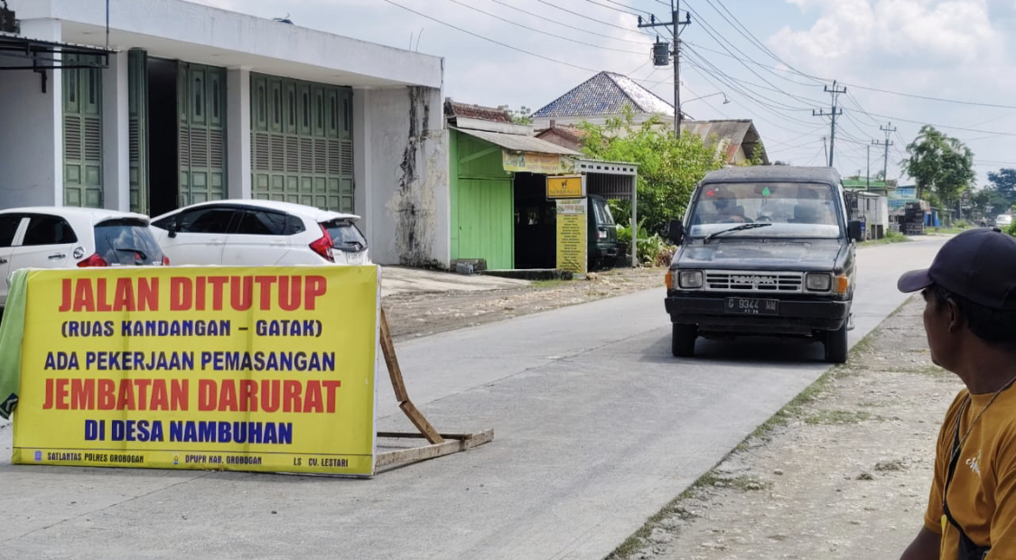 USULAN PEMBANGUNAN - Jalan Danyang &ndash; Kuwu diajukan pembangunan ke pemerintah pusat untuk pembangunanya sepanjang 23 kilometer. SIROJUL MUNIR/RADARPATI.ID