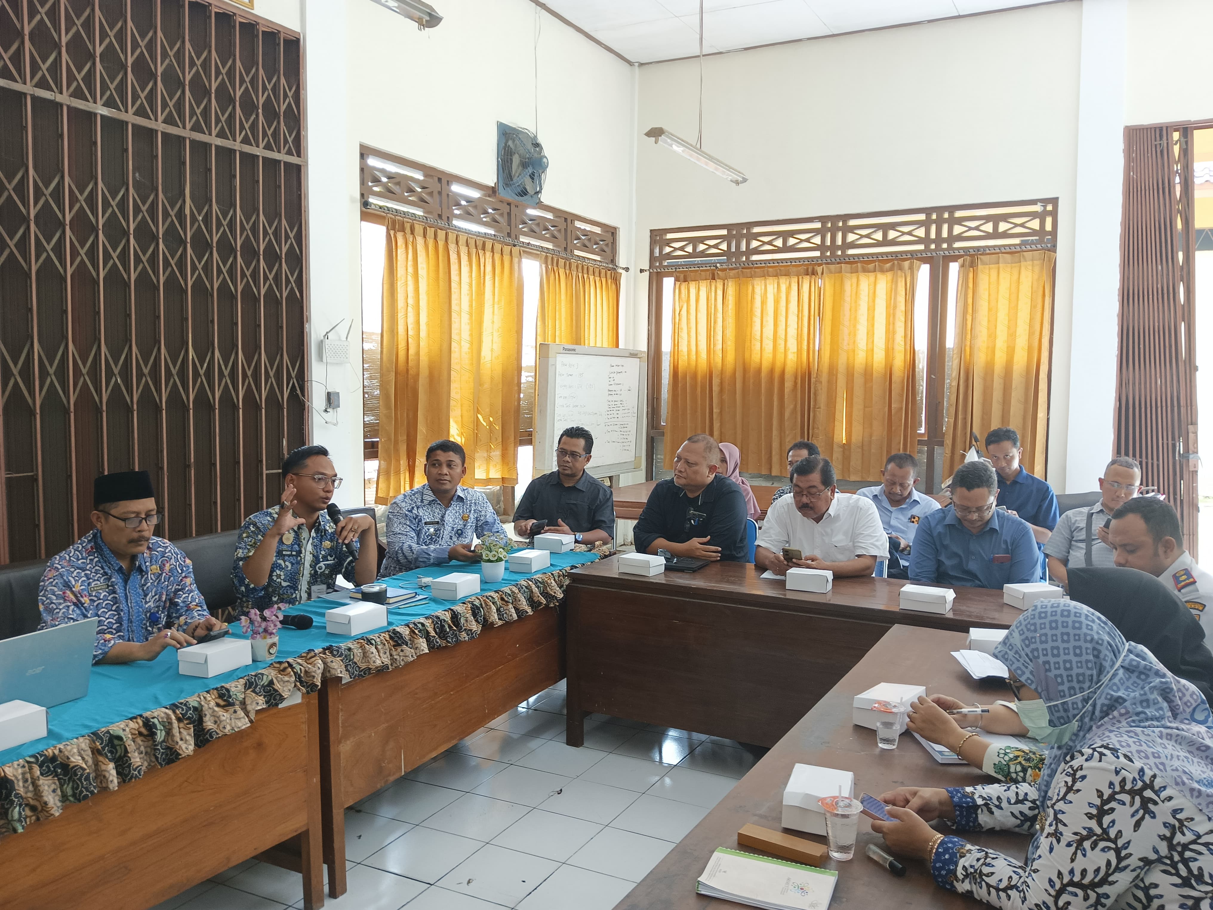 DIBAHAS: Rapat pembasahan revitalisasi pasar Rembang kota dikebut, pekan ini sudah mulai tahap finalisasi masterpland.