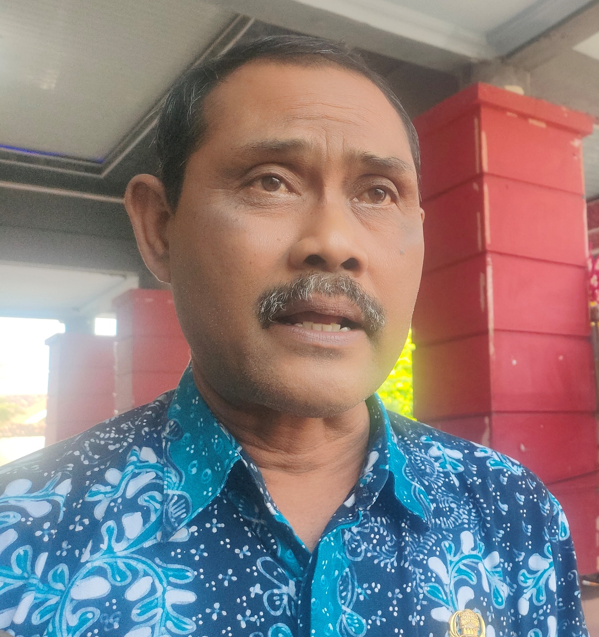 DORONG: Kepala Dinpermades Rembang, Slamet Haryanto update pembentukan koperasi desa merah putih, kemarin.
