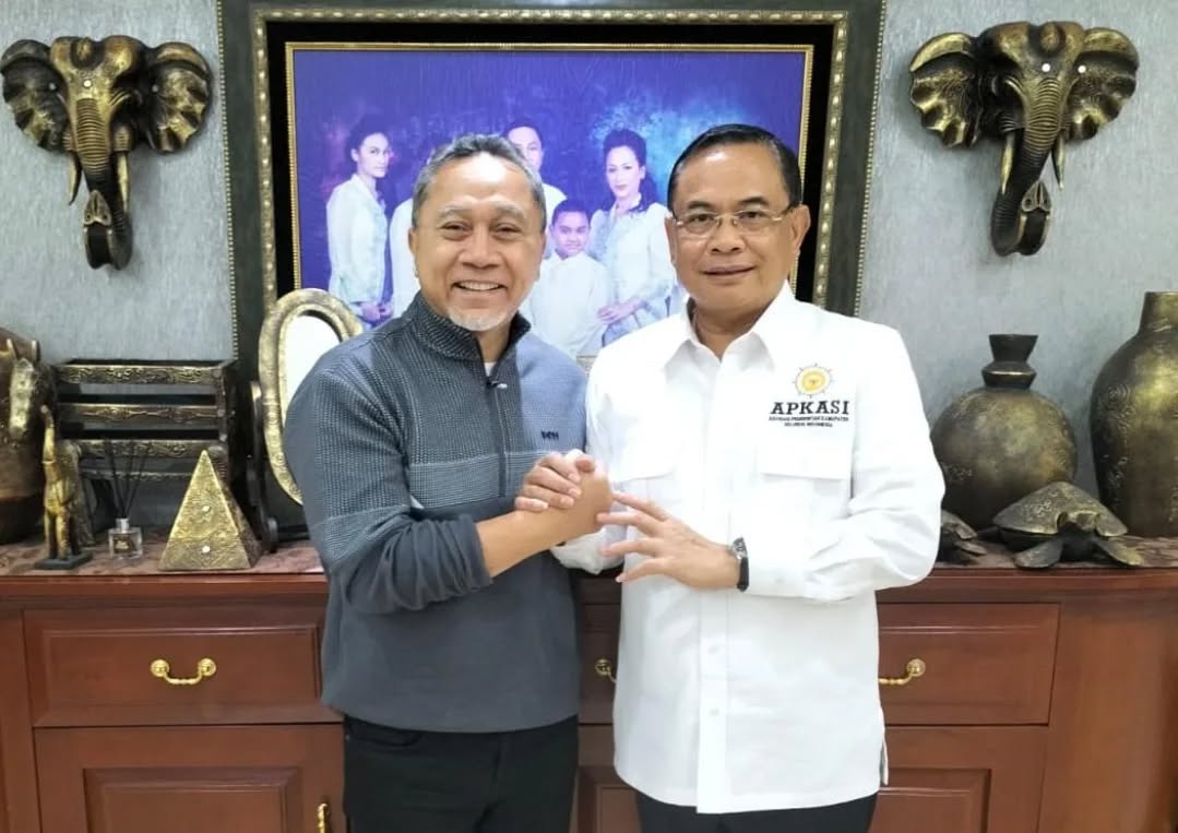 Bupati Pati Sudewo saat berkunjung ke Menko Pangan Zulkifli Hasan di Jakarta, Jumat (4/7). (HUMAS PATI)