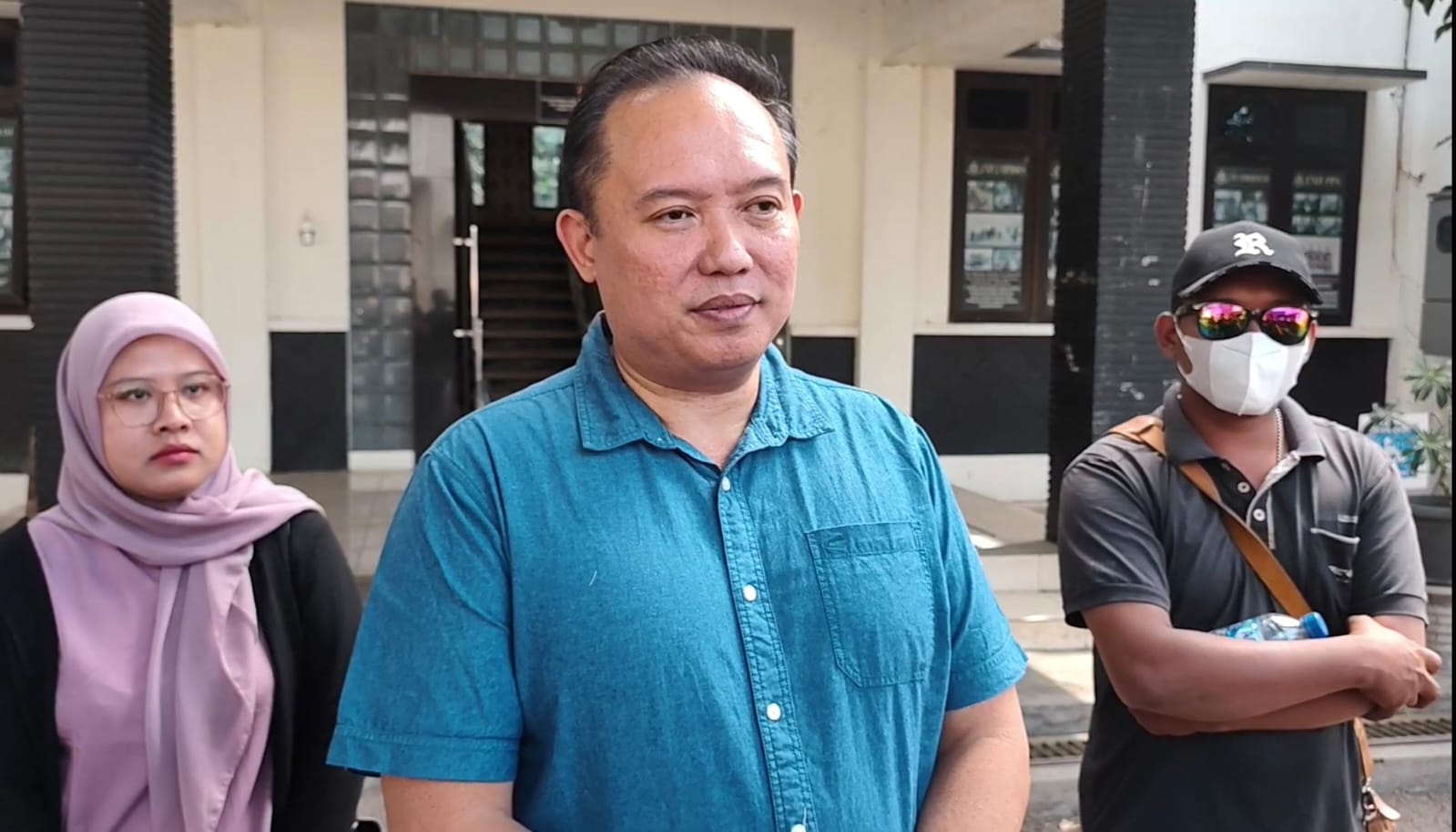 Deddy Gunawan kuasa hukum korban dugaan pelecahan seksual yang dialami oleh seorang santri usai melapor ke Polresta Pati. (ACHMAD ULIL ALBAB/RADAR KUDUS)