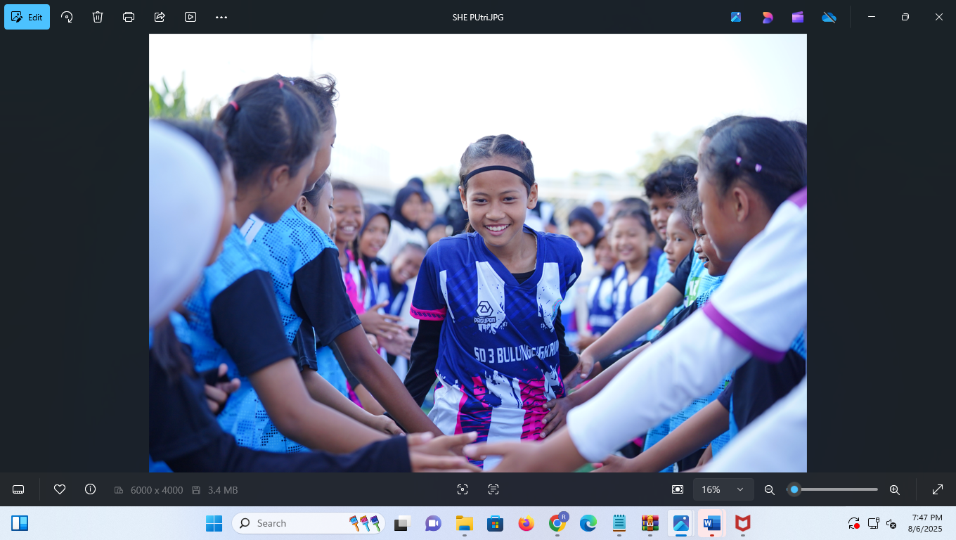 PUTRI LESTARI