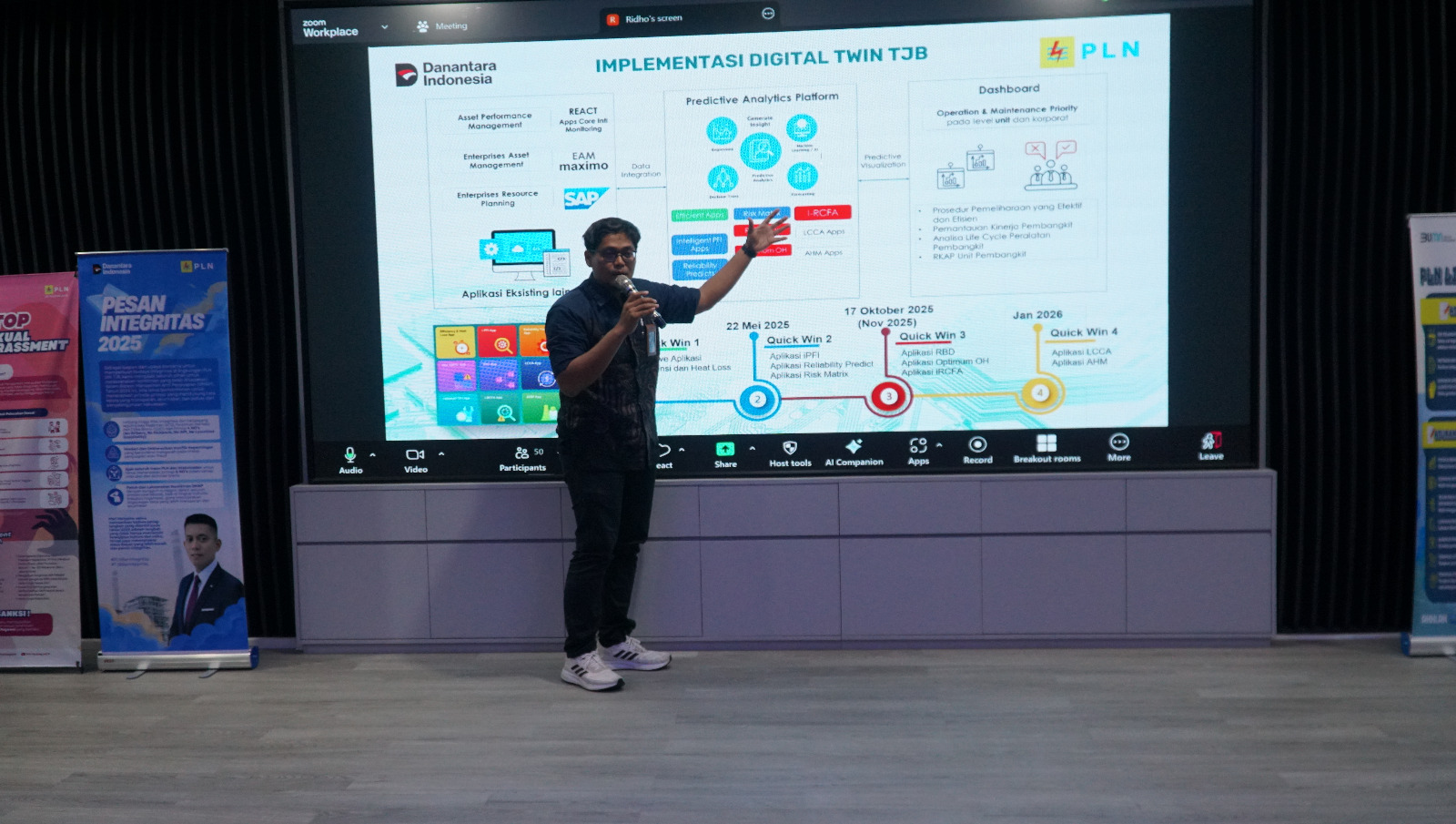 BERTRANSFORMASI: PLN Unit Induk Pembangkitan (UIK) Tanjung Jati B menggelar Go Live Quick Win 3-Digital Twin secara hybrid di Ruang Kartini, PLTU Tanjung Jati B, Tubanan, Jepara, pada Jumat (17/10).