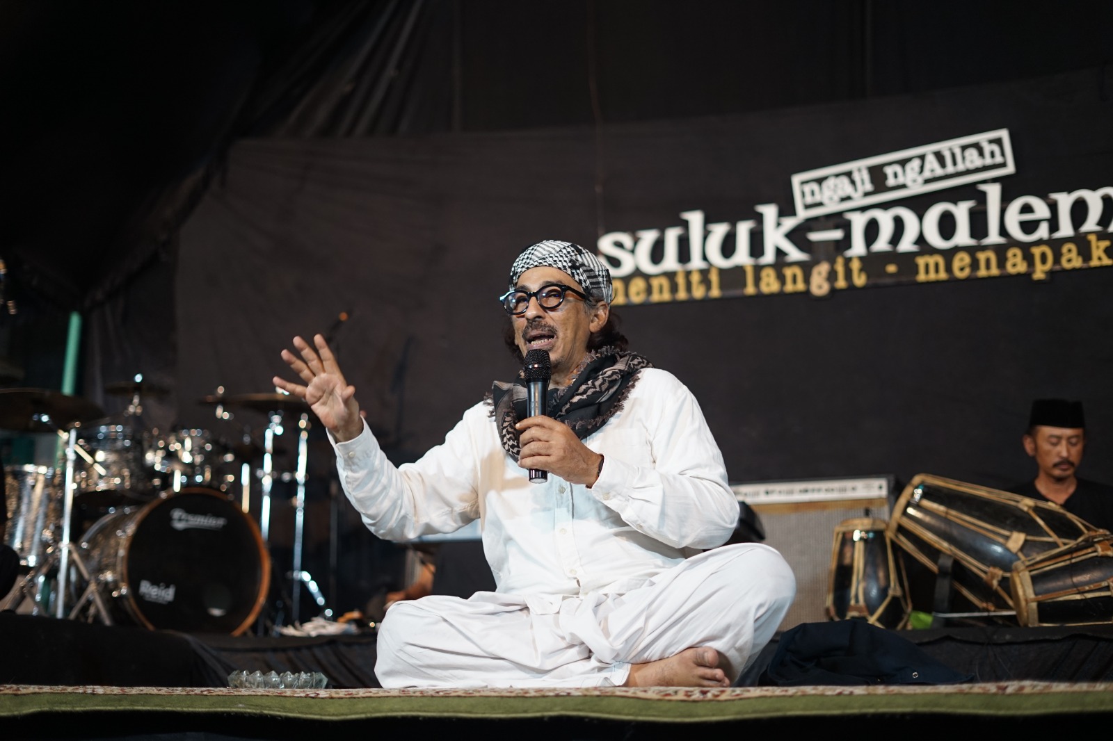 Pengasuh Suluk Maleman Anis Sholeh Ba