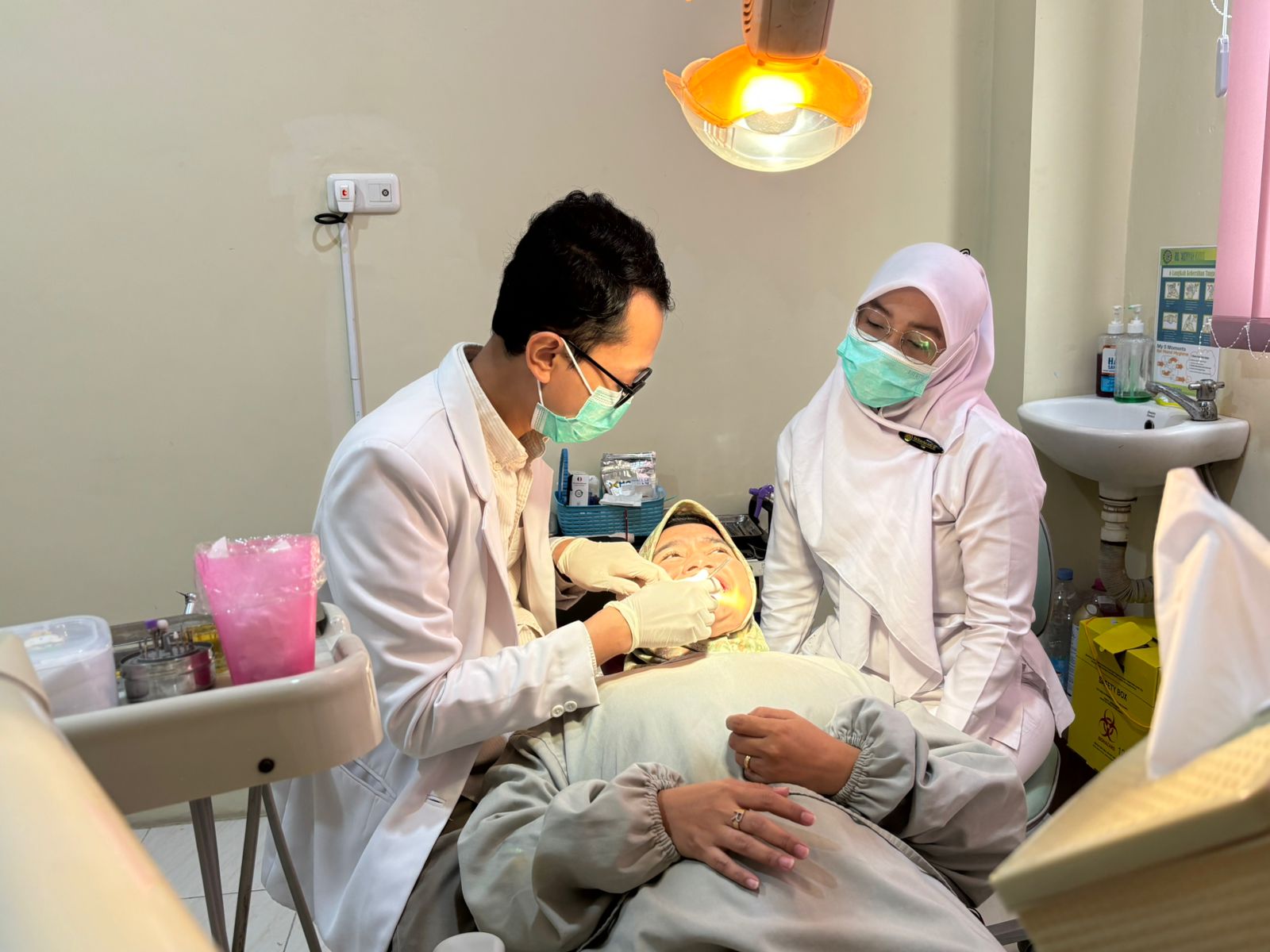 Klinik gigi RS Aisiyah memberikan layanan ortodonti.