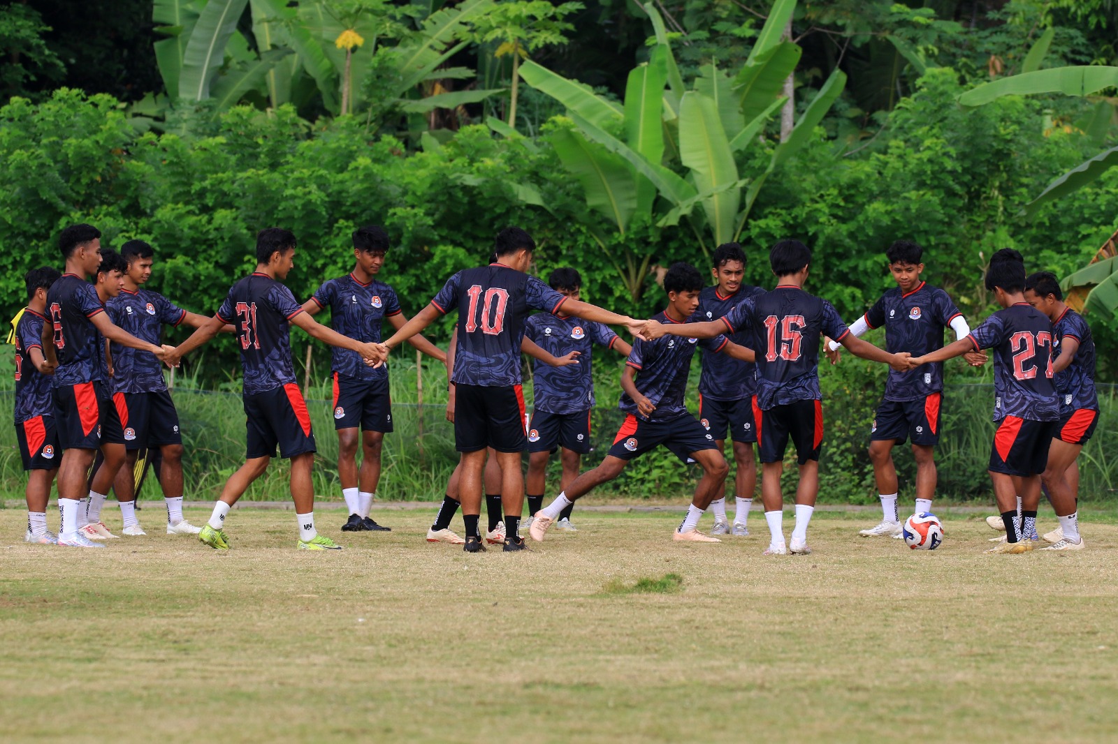 Pemain Persipa Pati melakukan latihan jelang menghadapi Nusantara Lampung FC. (PERSIPA PATI UNTUK RADAR KUDUS)