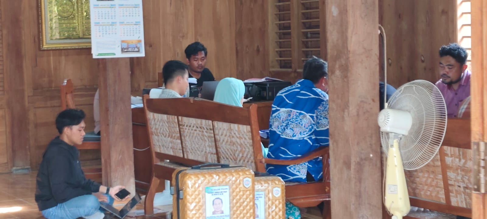 SEPI: Kantor Biro Umrah PT Muhajir Insani sekaligus rumah tinggal Sutar, kepala biro umrah di Desa Ngembak, Kecamatan Purwodadi, Grobogan.