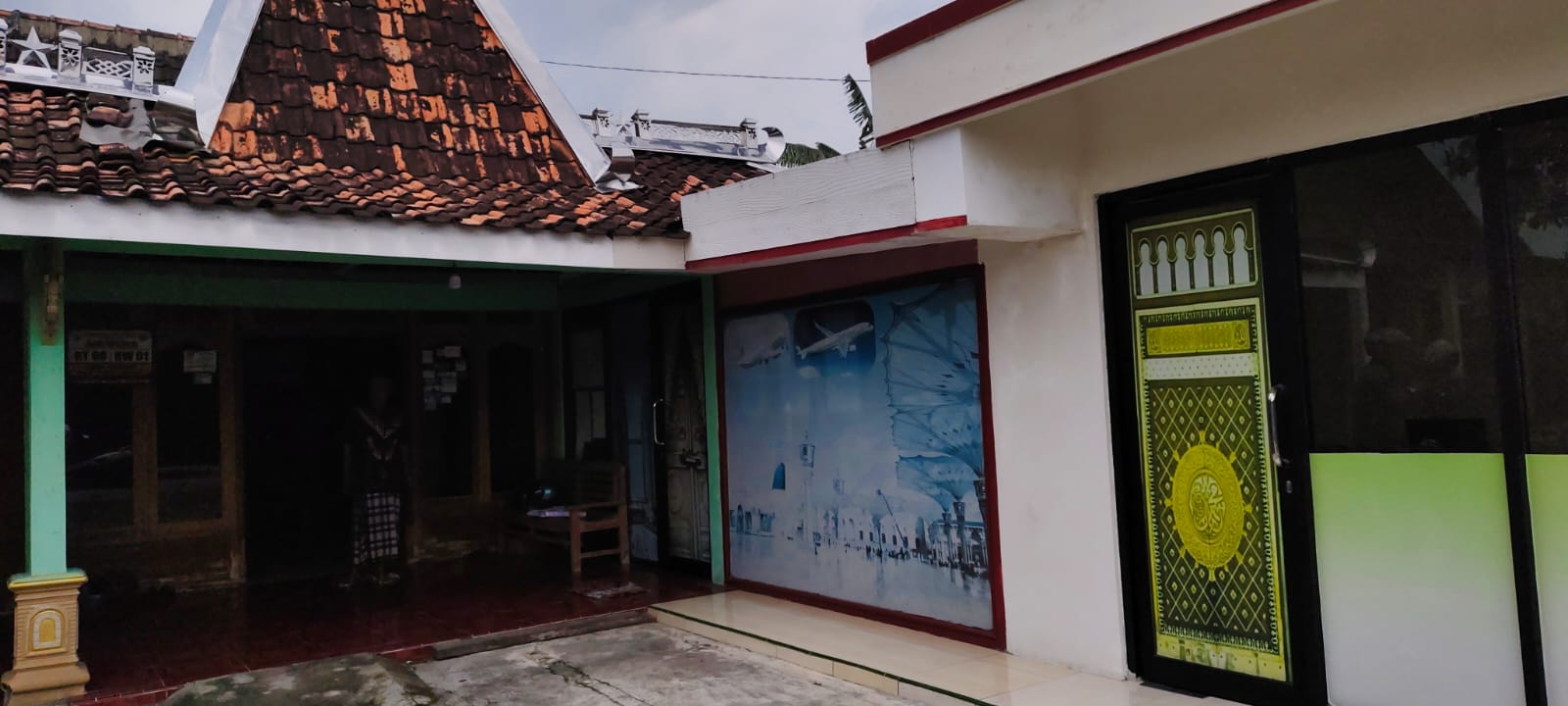 KLASIK: Suasana di sekitar Pondok Pesantren Al Gaib di Dukuh Buaran, Desa Karangrandu, Kecamatan Pecangaan, Jepara, tampak sepi kemarin.