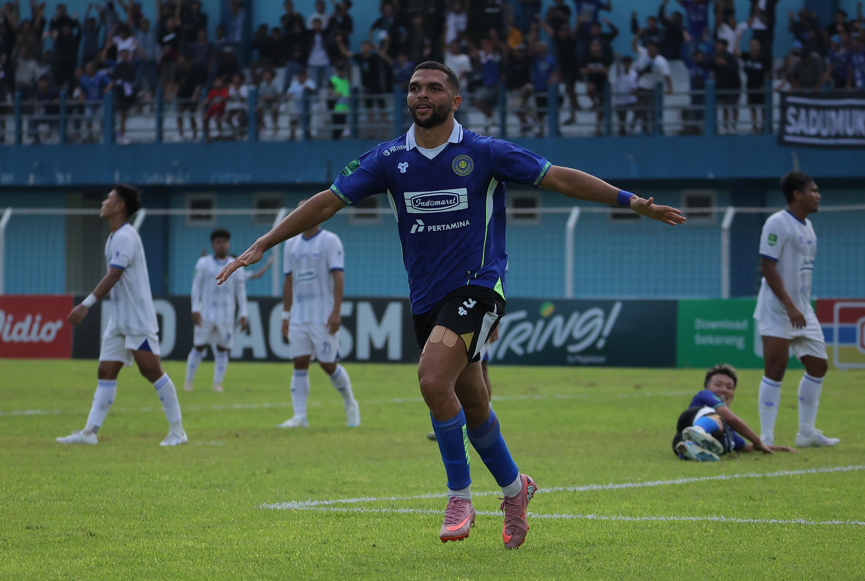 Striker Persiku Kudus kembali menjadi penentu kemenangan saat menjamu Persiba Balikpapan di Stadion Wergu Wetan.