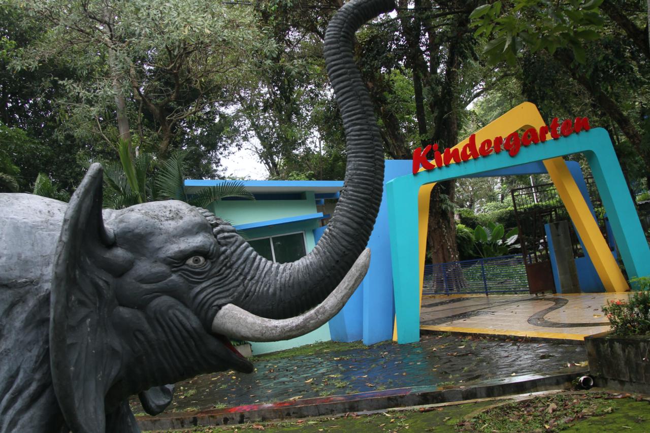DAYA TARIK: Kondisi Taman Krida Kudus usai hujan. (GALIH ERLAMBANG W/ RADAR KUDUS)   &nbsp;