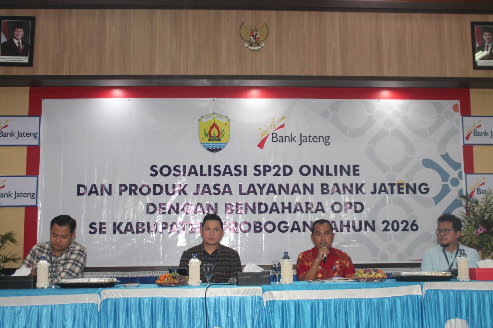 SOSIALISASI: Kabid Perbendaharaan BPPKAD Grobogan Ageng Nata Praja saat sosialisasi ke sejumlah OPD di Aula BLK Grobogan.