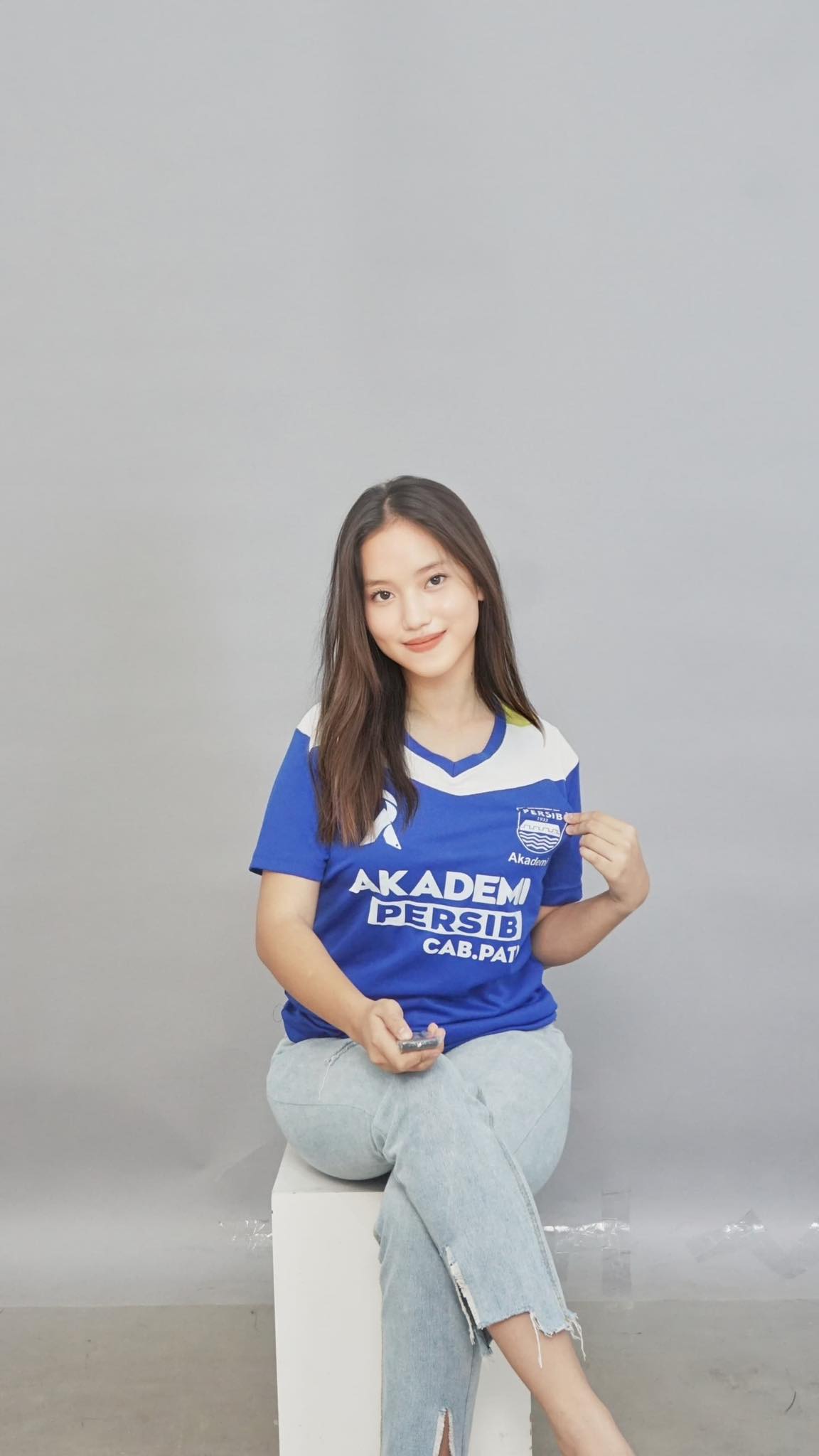 BERTEKAD: Flonia Sherly Nafissa Ariyanto, CEO Akademi Persib Pati. (ACHMAD ULIL ALBAB/RADAR PATI)
