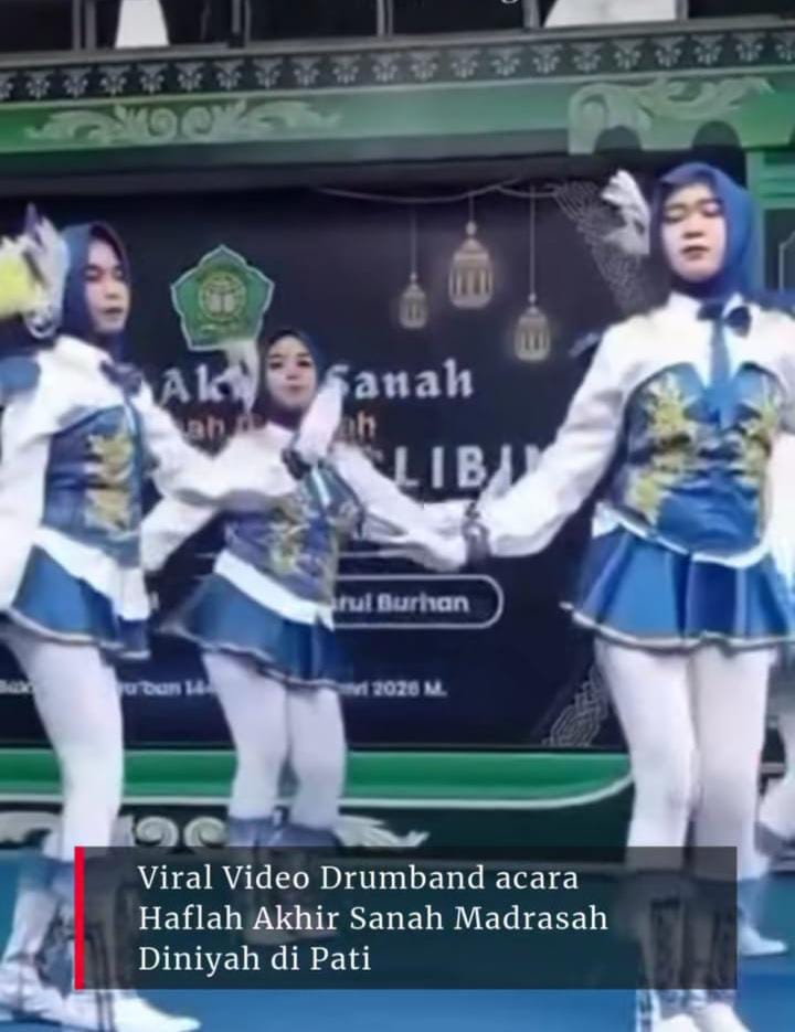 Viral joget dengan pakaian mayoret drumband di sebuah acara haflah akhirussanah. (SS TIK TOK)