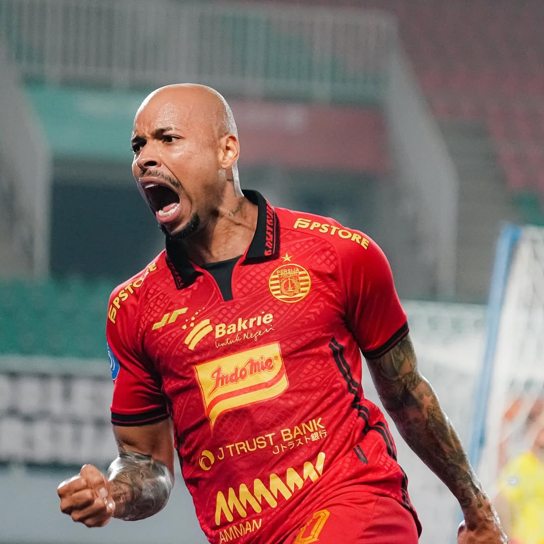 Penyerang Persija Jakarta Gustavo mencetak gol ke Bali United. (IG @gustavo-70)