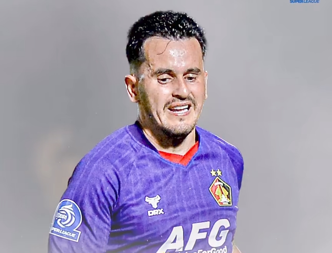 Adrian Luna, Persik Kediri