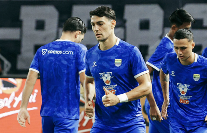 Pemain Persib Bandung saat latihan