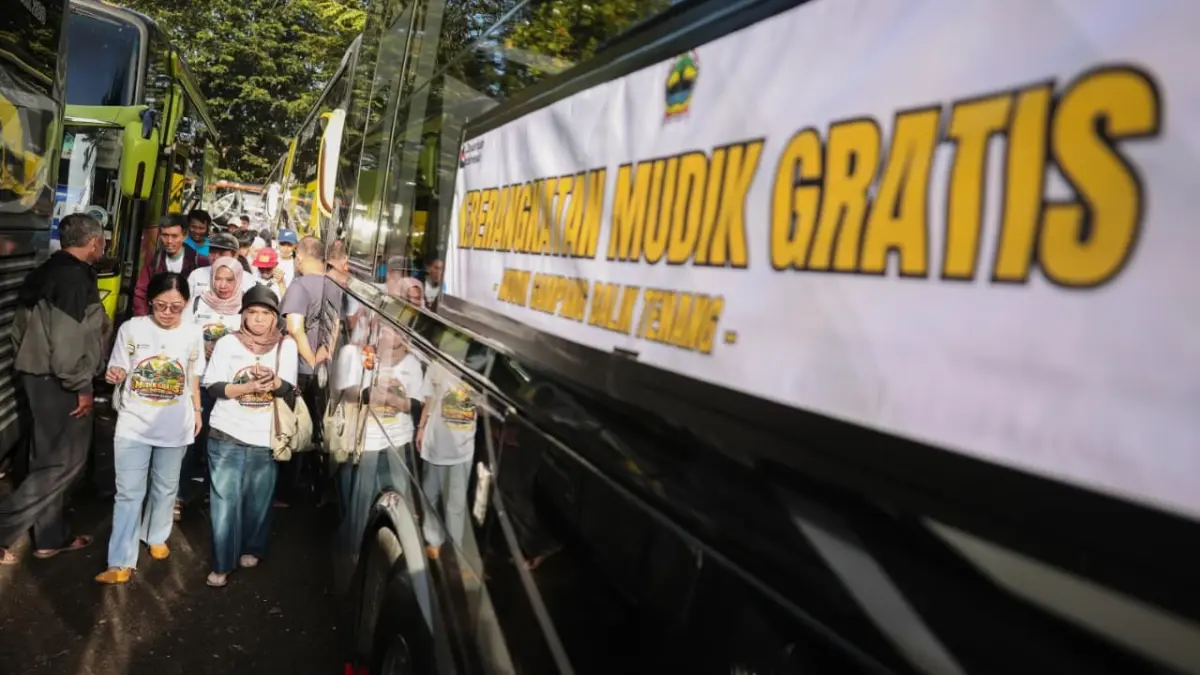 Pemerintah Provinsi Jawa Tengah memberikan layanan mudik gratis. 