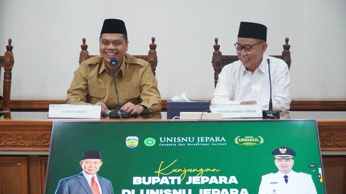 SINERGIS:&nbsp;Bupati Jepara Witiarso Utomo melakukan kunjungan ke Unisnu Jepara dan disambut Sang Rektor Abdul Djamil. (PEMKAB JEPARA UNTUK RADAR PATI)