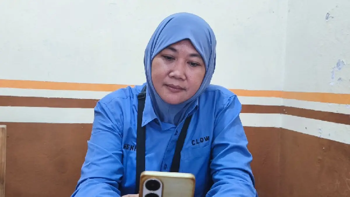 Hening Yulia, Koordintor Clow