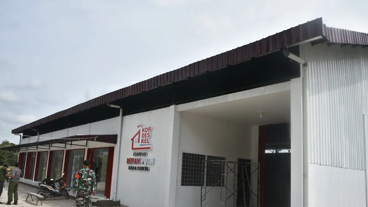 Kopdes Merah Putih di Grobogan sudah rampung dan siap dioperasikan. Dikabarkan PPPK akan diperbantukan untuk bekerja di kopdes.