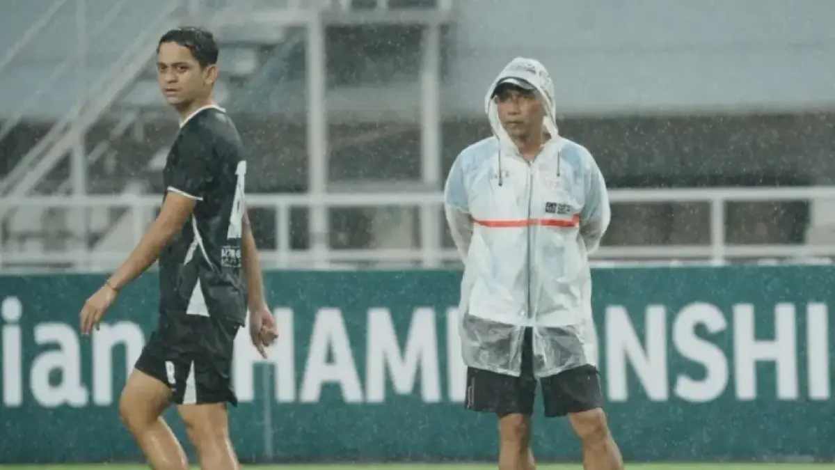 Pelatih Garudayaksa FC WIdodo Cahyono Putro