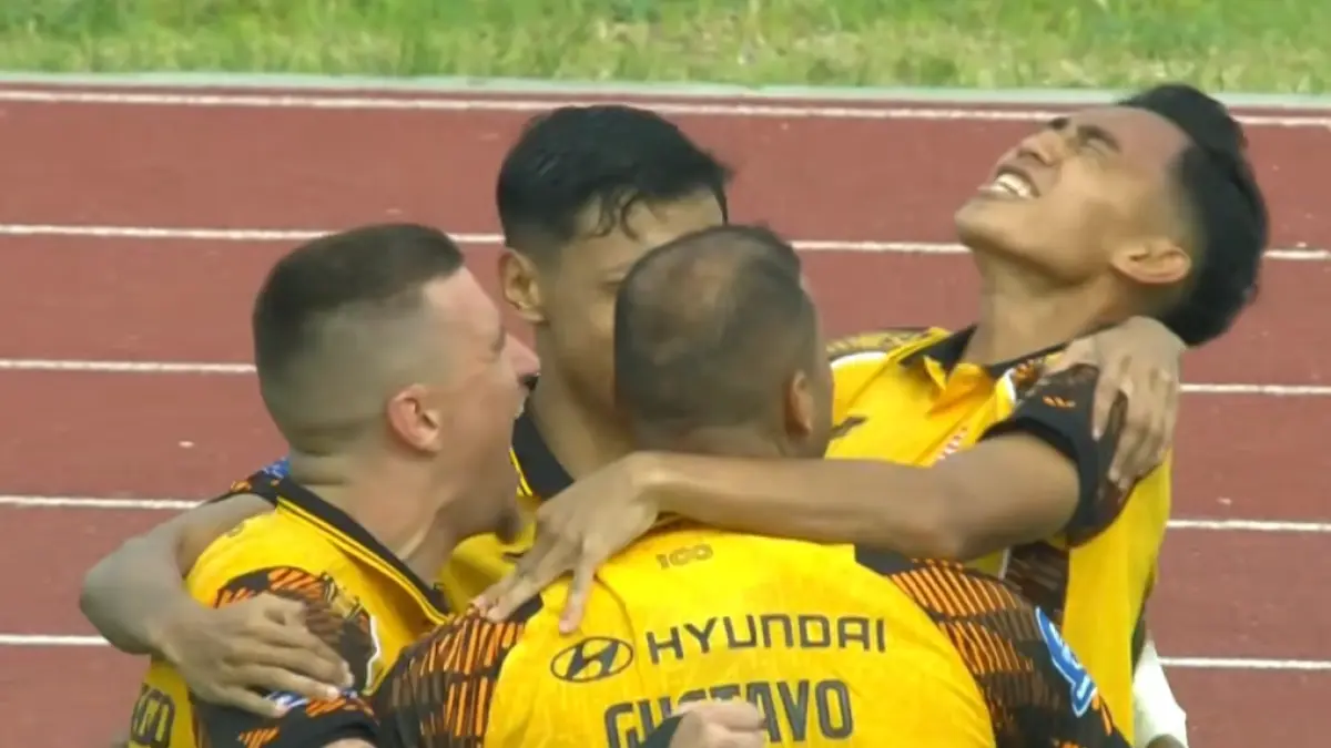 Rehanan Hanan mencetak gol untuk Persija