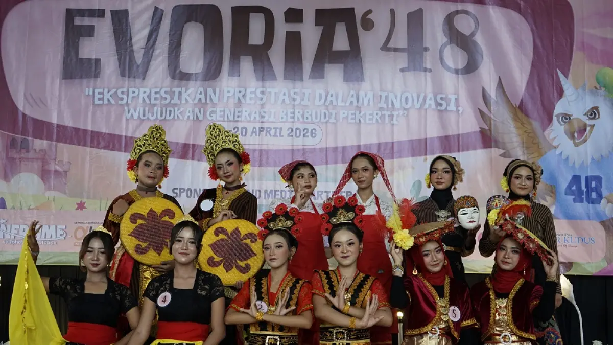 Peserta lomba tari unjuk kebolehan Evoria 48 dalam rangka memperingati HUT ke-48 SMAN 1 Bae Kudus belum lama ini. (SMAN 1 BAE KUDUS UNTUK RADAR PATI)