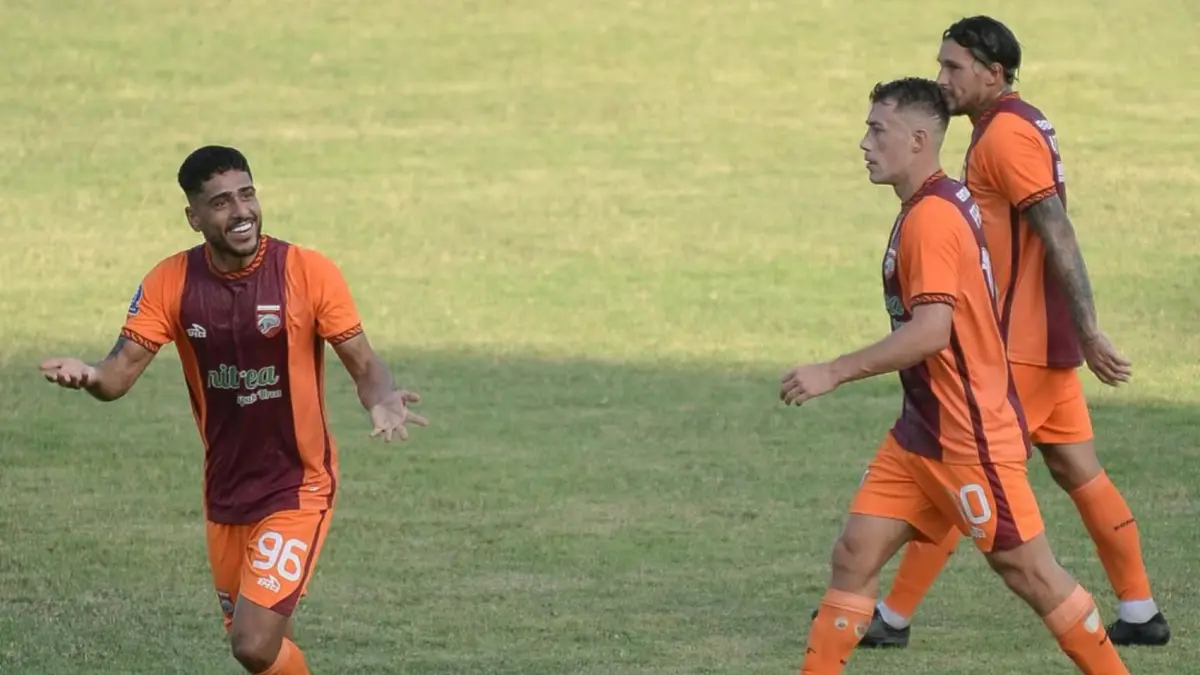 Kaio Nunes gandakan kedudukan Borneo FC 2-0 melawan Semen Padang, (25/4).